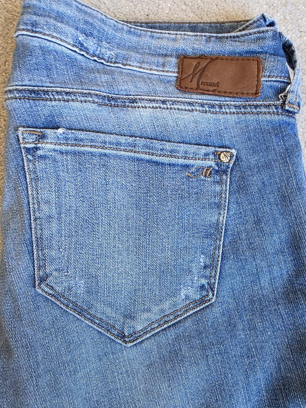 Mavi Women’s Light Blue Skinny Jeans - Classic Back Pocket Detail